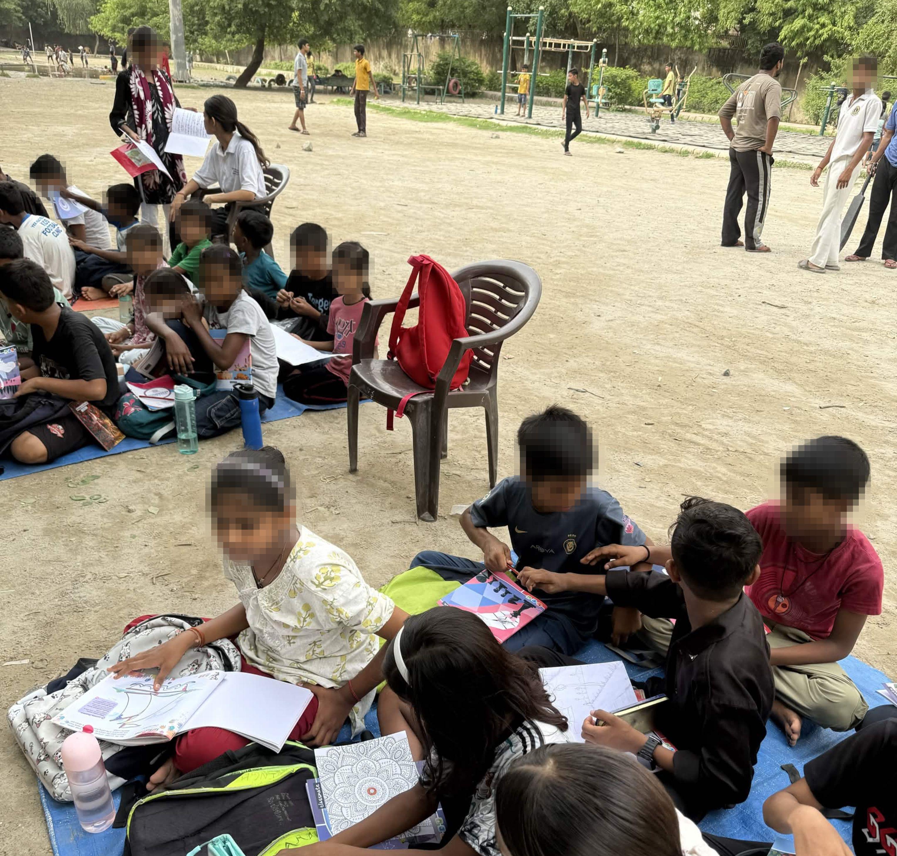learning-delhi-logos-circle2.jpg